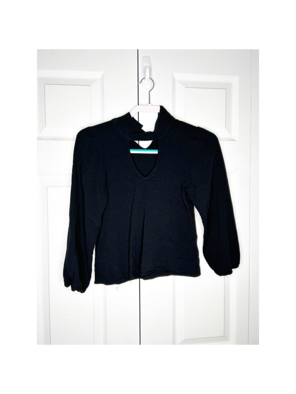 Flynn Skye Lina Black Long Sleeve Keyhole Button Back Top Women's Size X-Small X